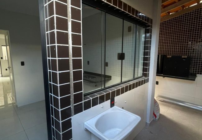 WhatsApp Image 2025-10-20 at 16.19.47 (1)