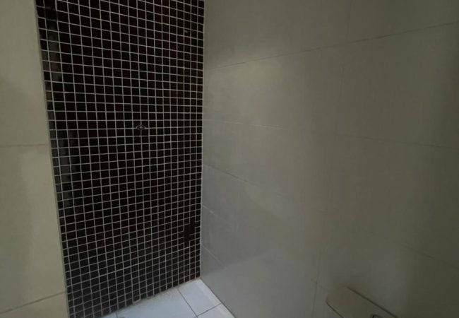 WhatsApp Image 2025-10-20 at 16.20.54 (1)